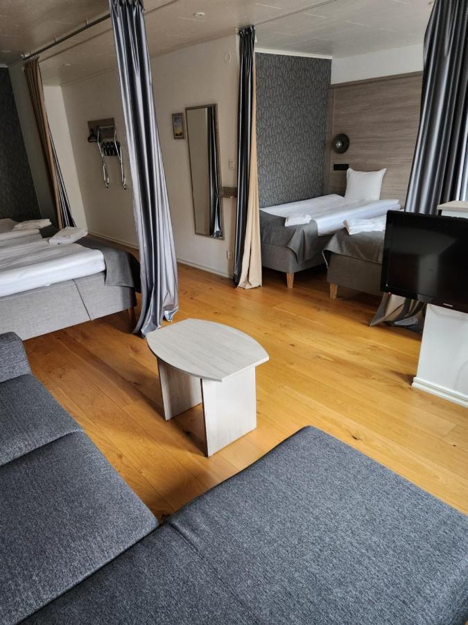 Hotell Stinsen Hallsberg Zewnętrze zdjęcie