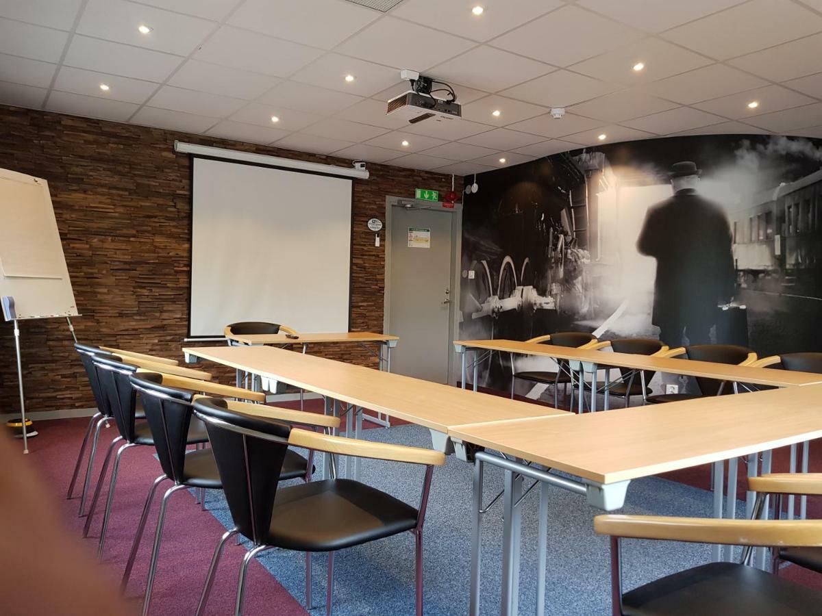 Hotell Stinsen Hallsberg Zewnętrze zdjęcie