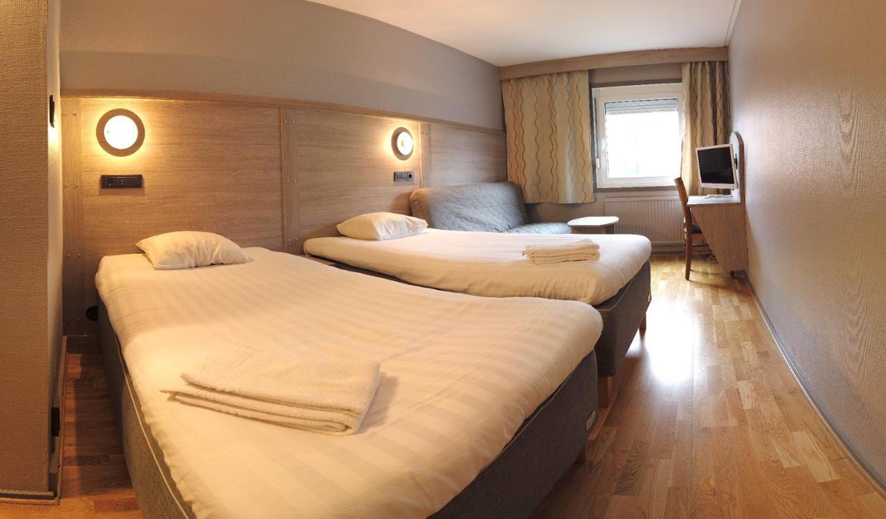 Hotell Stinsen Hallsberg Zewnętrze zdjęcie