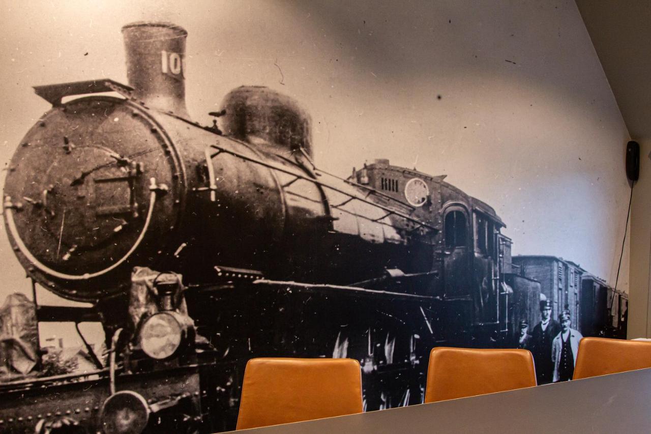Hotell Stinsen Hallsberg Zewnętrze zdjęcie