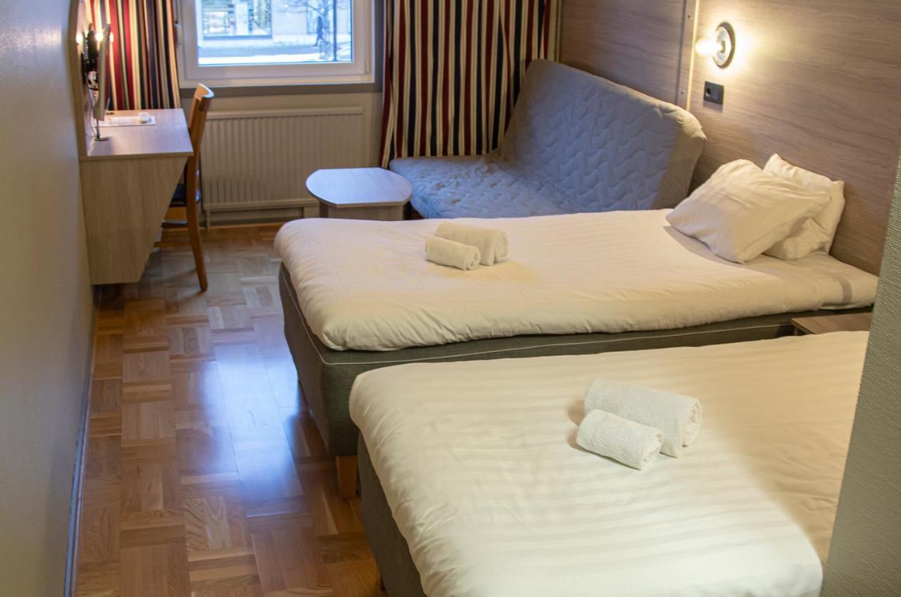 Hotell Stinsen Hallsberg Zewnętrze zdjęcie